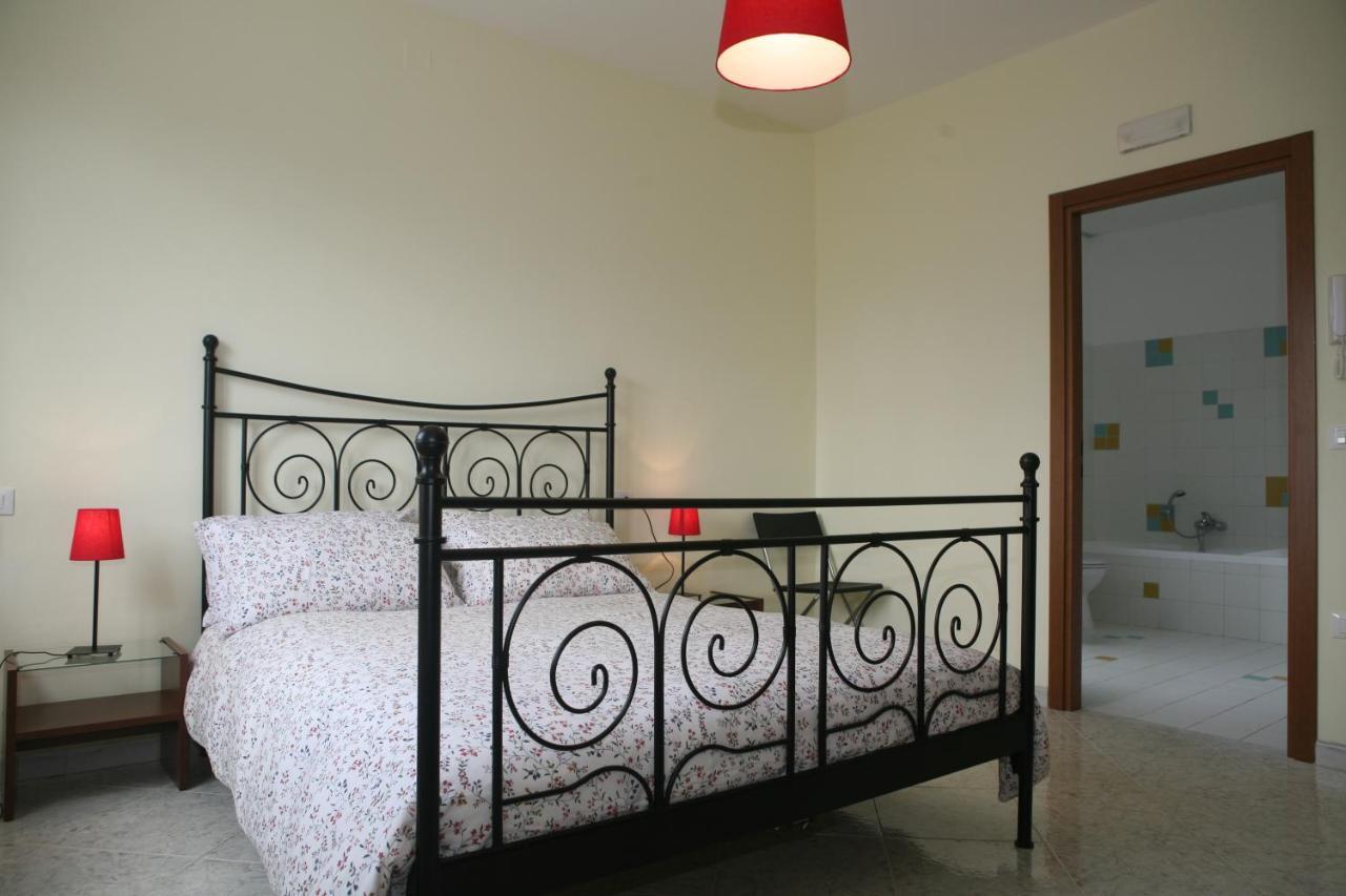 B&B La Collina Degli Uliviチヴィテッラ・デル・トロント 部屋 写真